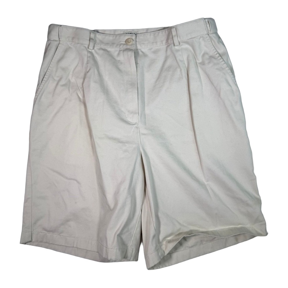 LL Bean Original Fit Beige Khaki Pleated Shorts Women's Size 16 Regular